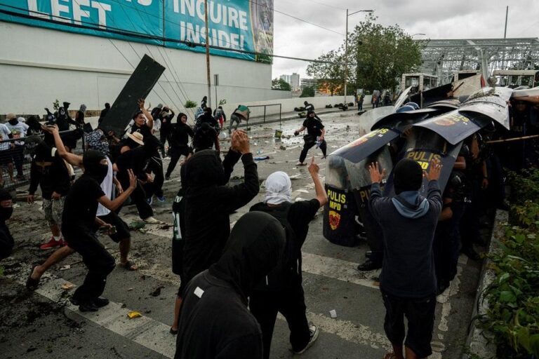 Mass Protests Demand Action on Corruption