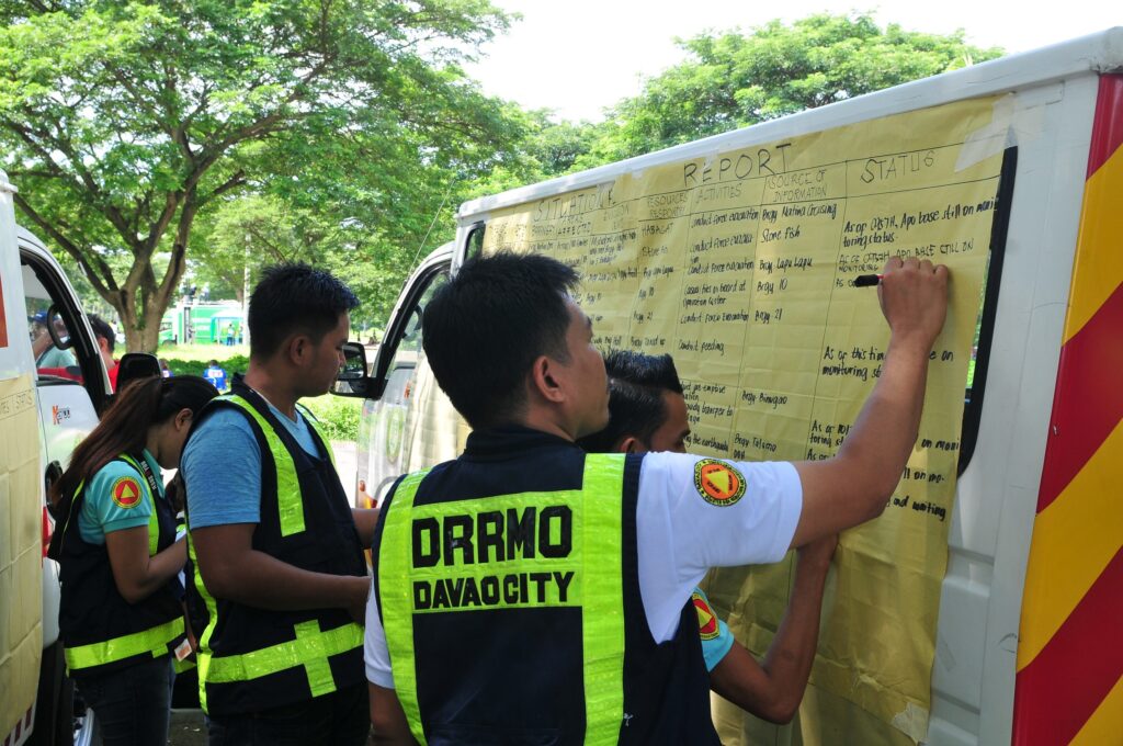 Handa Ba ang Pilipinas? Pagsusuri sa Kakayahan ng Bansa sa Pagtugon sa Malalakas na Bagyo at Lindol