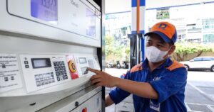Sa Likod ng Gasolinahan: How Oil Prices Shape Filipino Life
