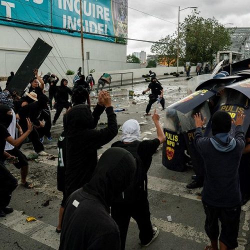 Mass Protests Demand Action on Corruption