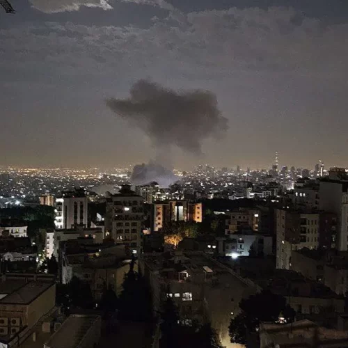 Iran at Israel, Nagpalitan ng mga Pag-atake Habang Nabalam ang Usapang Diplomasya